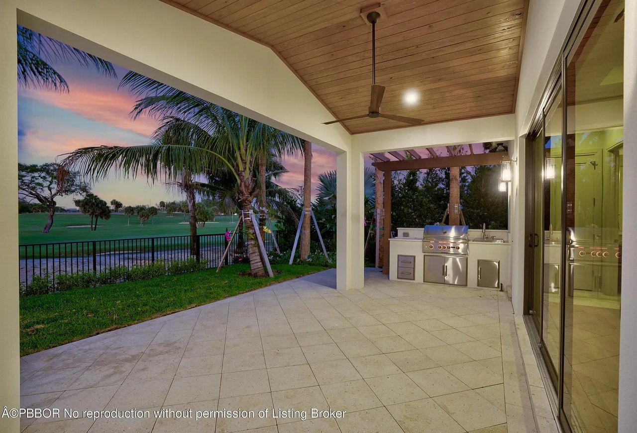 541 Greenway Dr, North Palm Beach, FL 33408