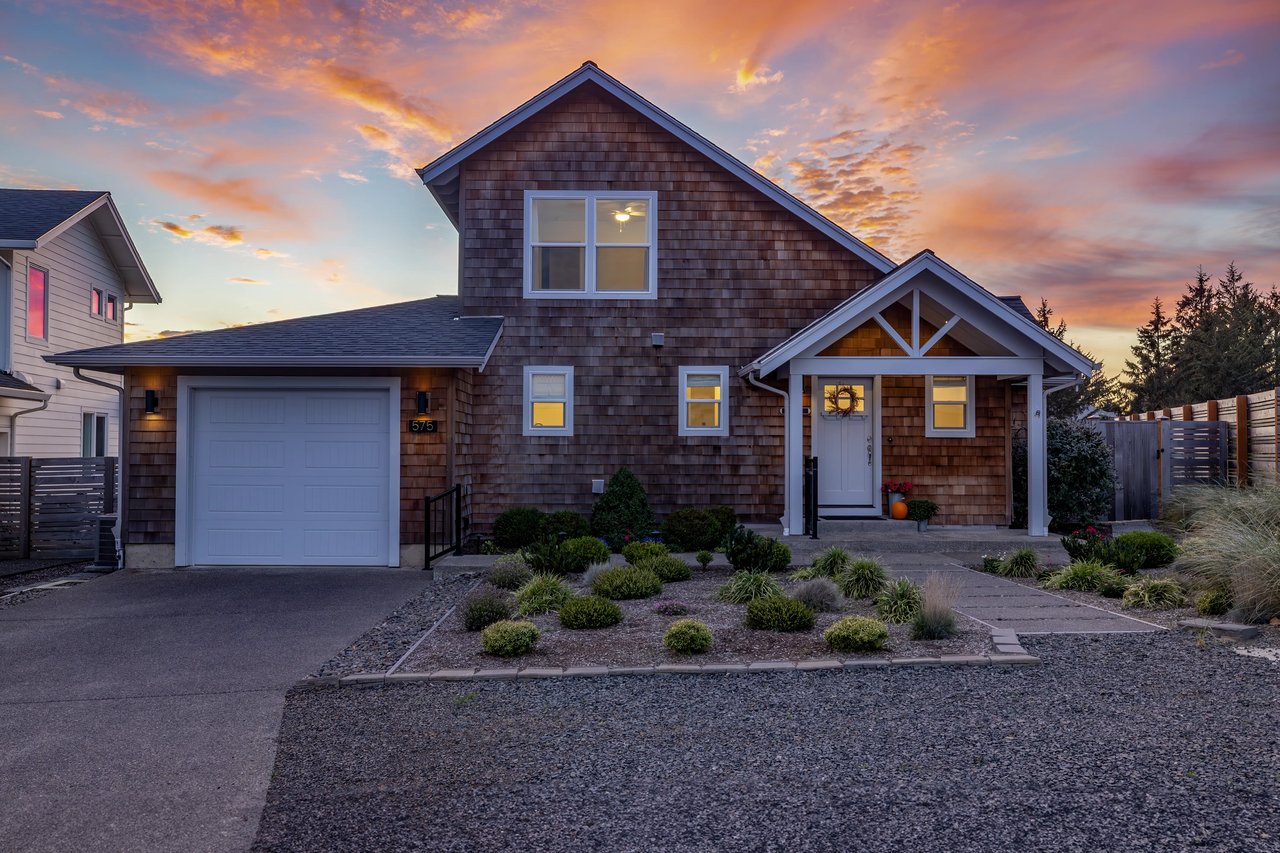 Sold newer coastal home at 575 Sea View Dr in Manzanita Oregon with mountain views