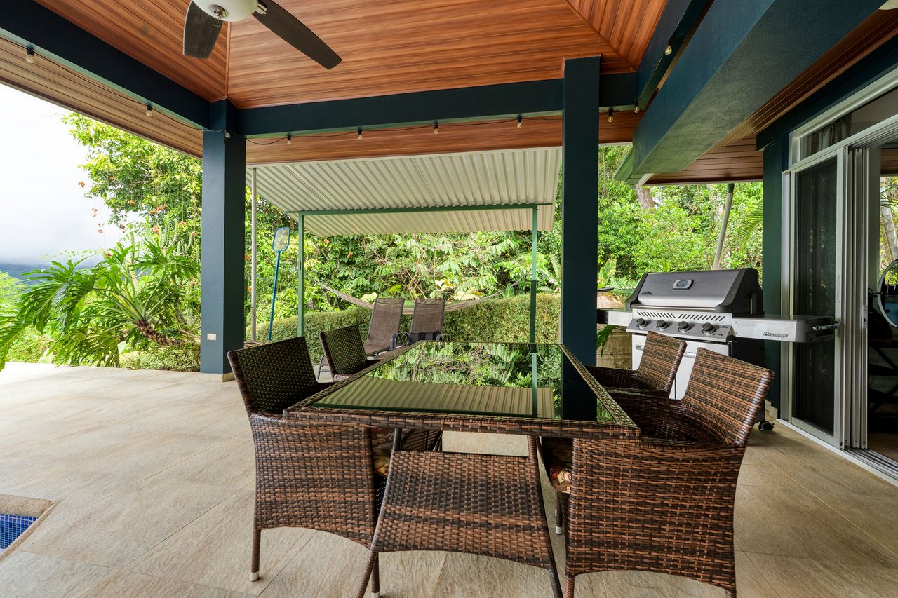 CASA TORTUGA – LAGUNAS OCEAN, MOUNTAIN, AND SUNSET VIEW HOME