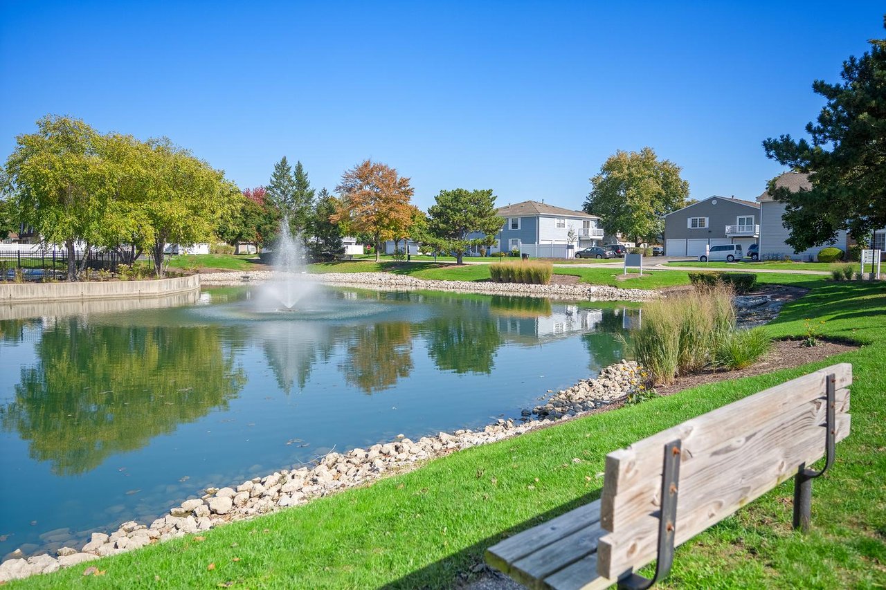 1588 Timber Trail Unit 23A, Wheaton IL | Trees of Wheaton Condo for Sale