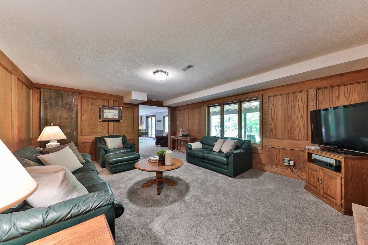 Winterberry Estates Landmark
