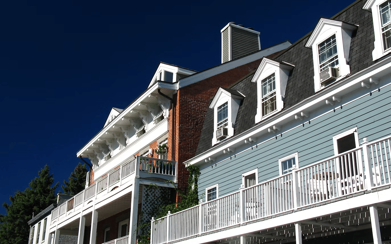 The Timeline of Selling a Luxury Hamptons Home