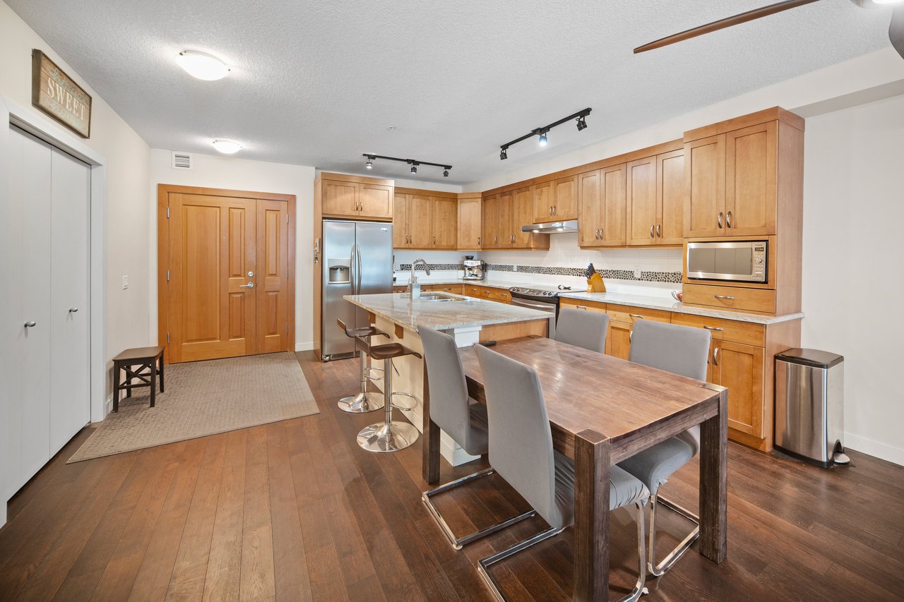 106 Stewart Creek Landing Unit: 111