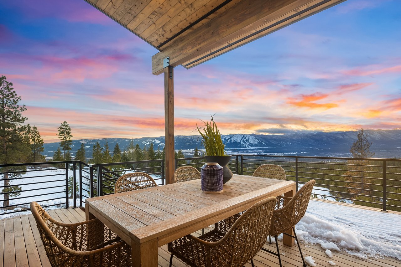 2241 Forest Ridge Drive