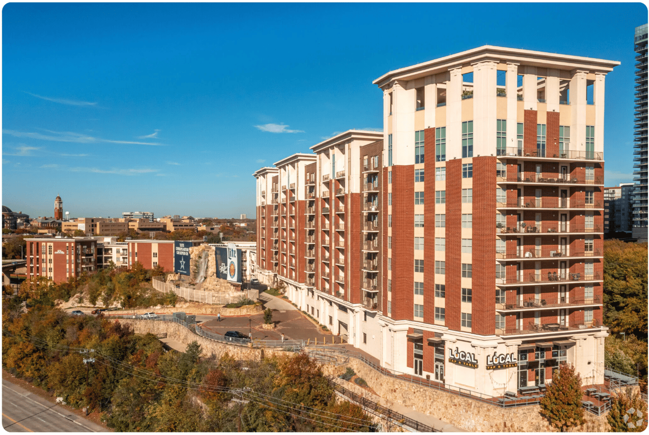 The Arcadian in Victory Park