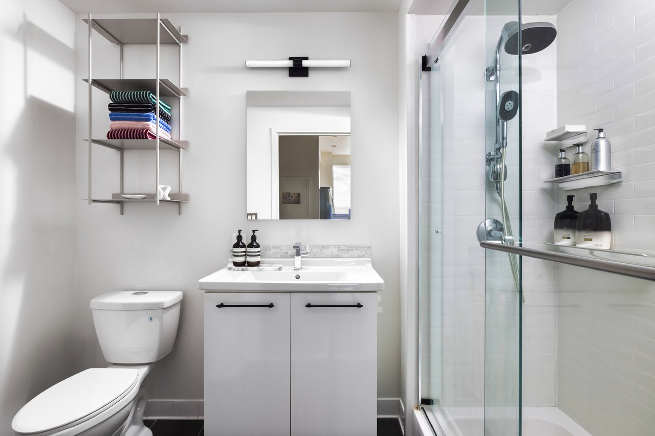 2 Earhart Street, Unit 904