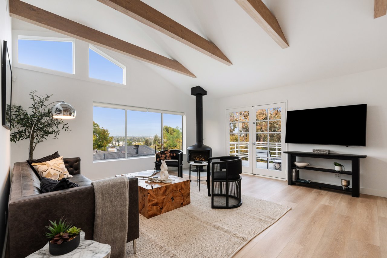 4041 Davana Rd, Sherman Oaks