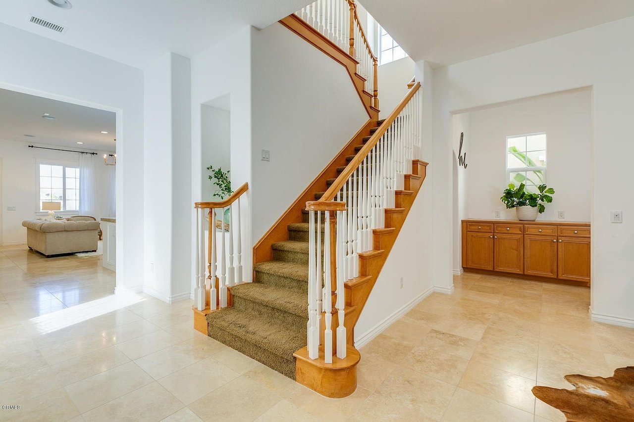 1357 Estuary Way, Oxnard, CA 93035