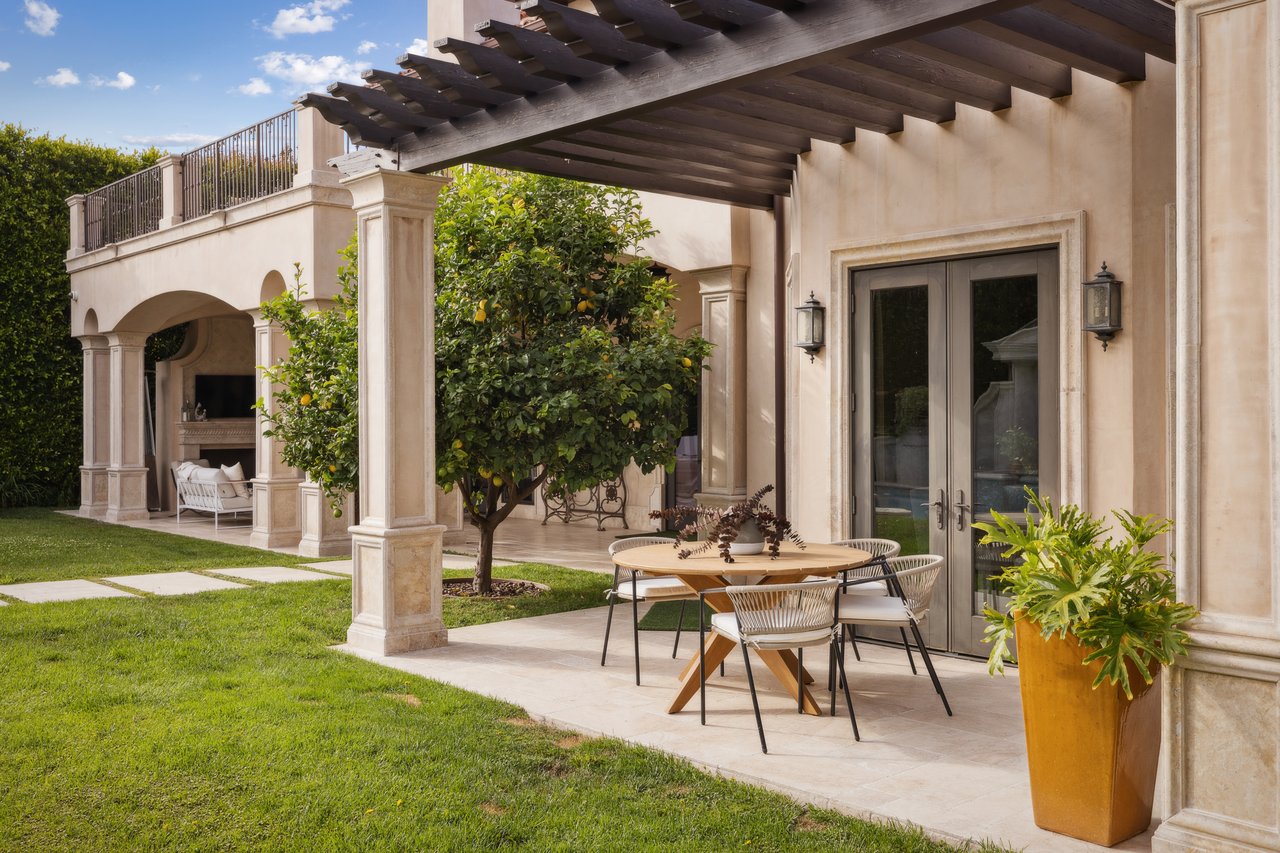 617 N Camden Dr, Beverly Hills