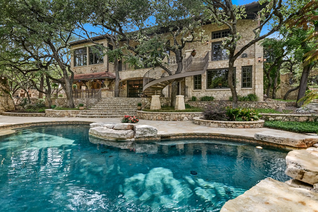 3601 Toro Canyon Rd