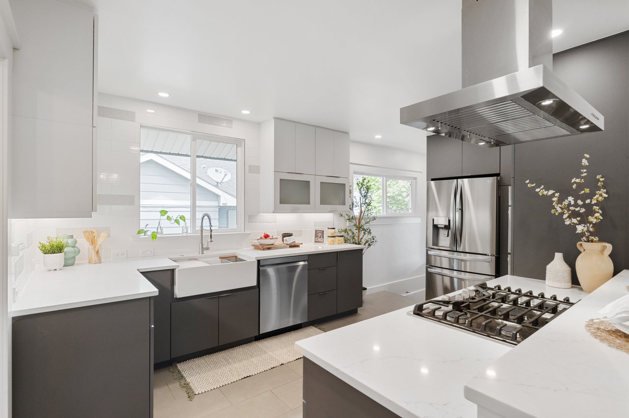 3052 S. Logan Street