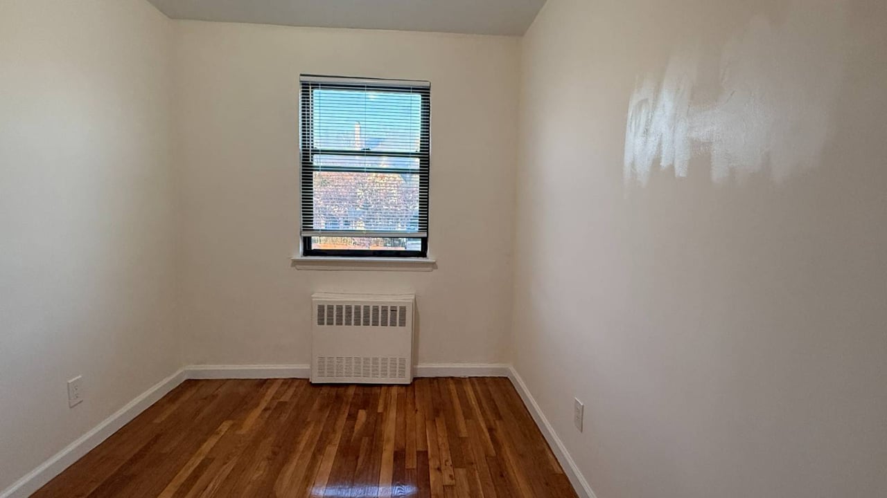 167-22 Northern Blvd