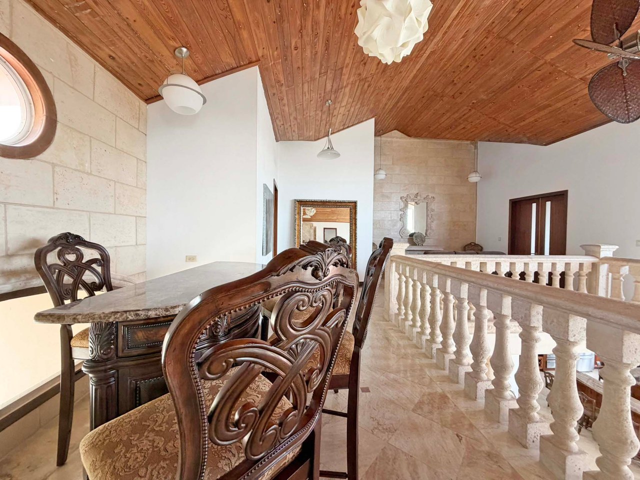 565 Parham Town 7 Bedroom Villa