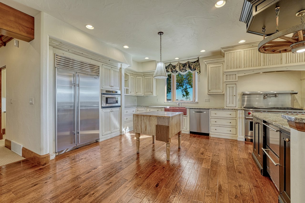 4050 Old Ranch Road