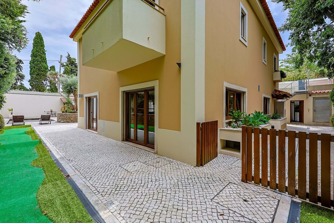 Trophy 5+2 Bedrooms Villa in Gandarinha,  Cascais’ Crown Jewel of Discrete Luxury and Sustainability