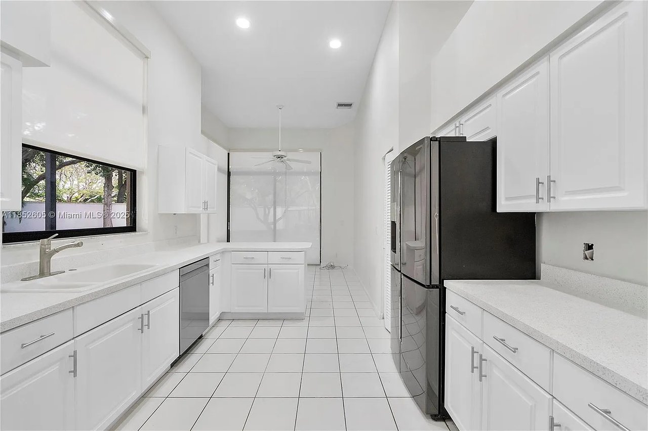 2449 NW 64th St