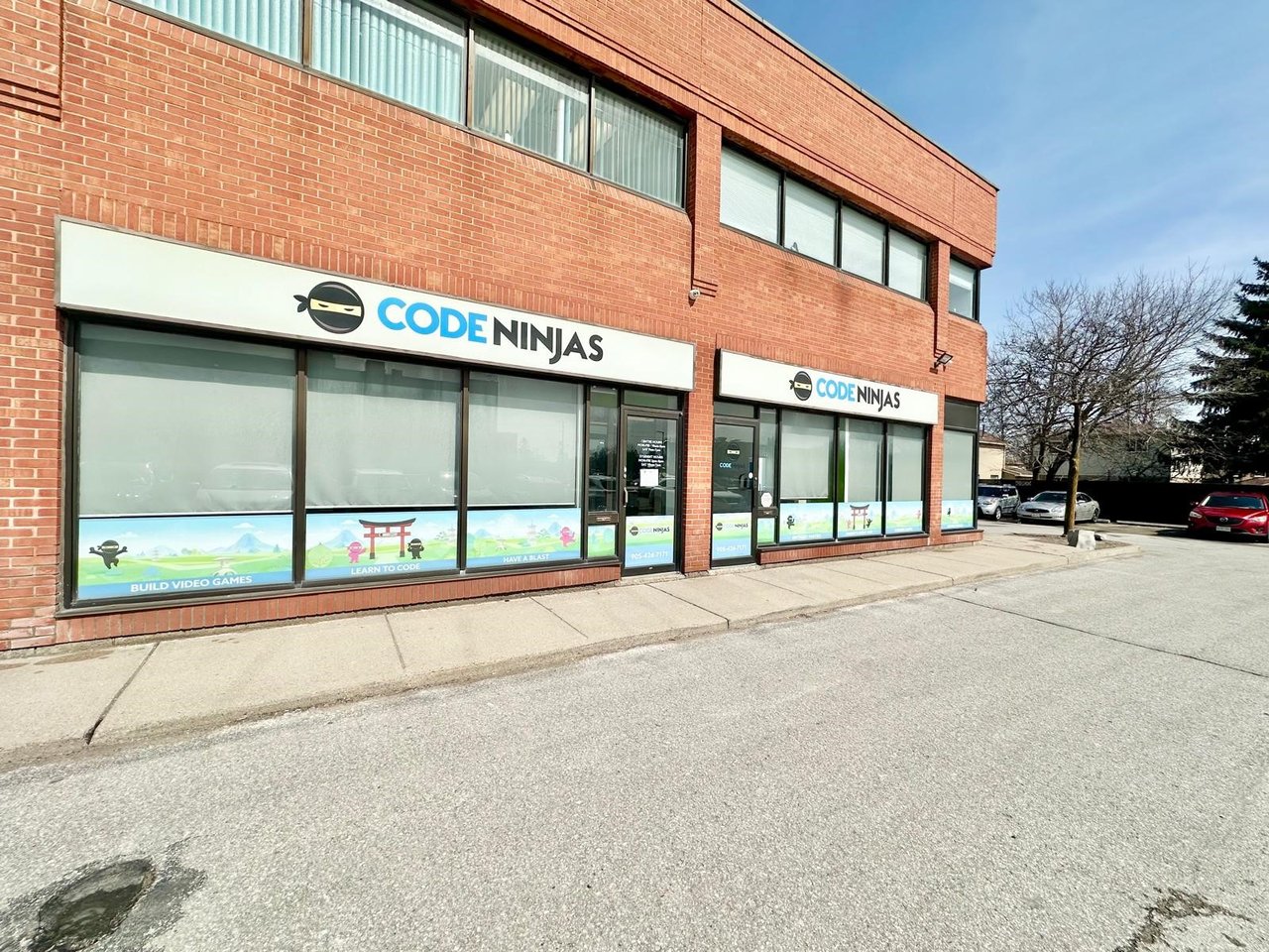 15 Hardwood Avenue S Units: 105-106