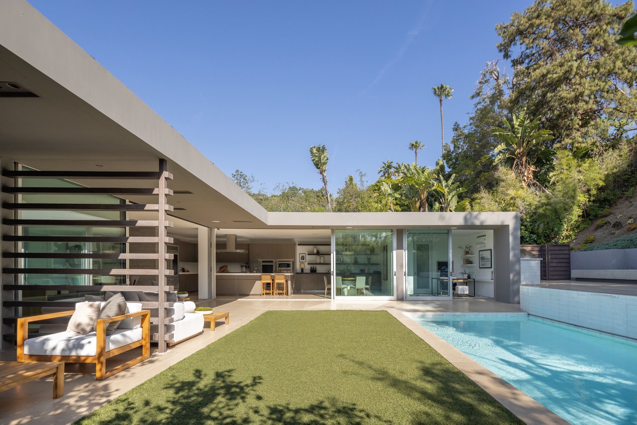 1166 Angelo Dr, Beverly Hills 