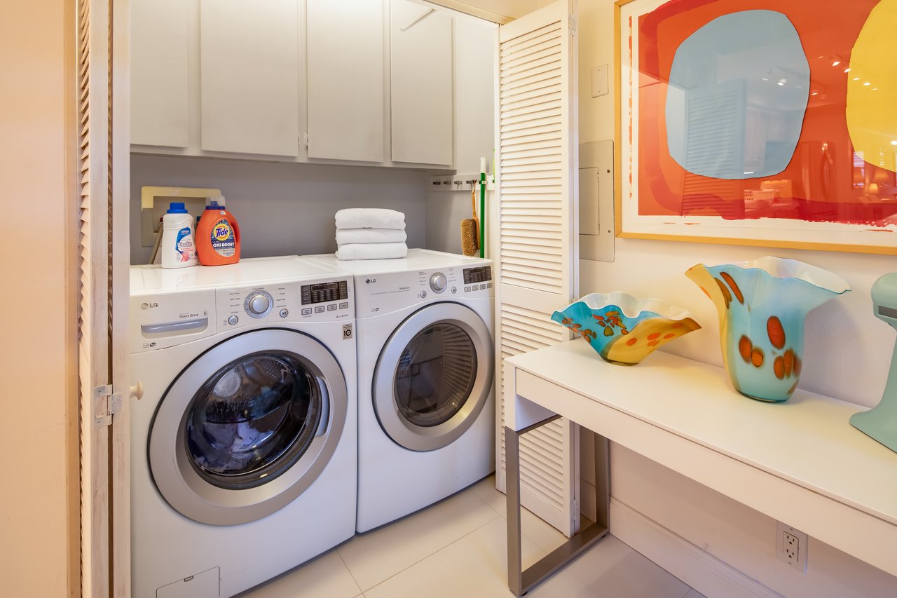 8455 Fountain Ave Unit: 518, West Hollywood 