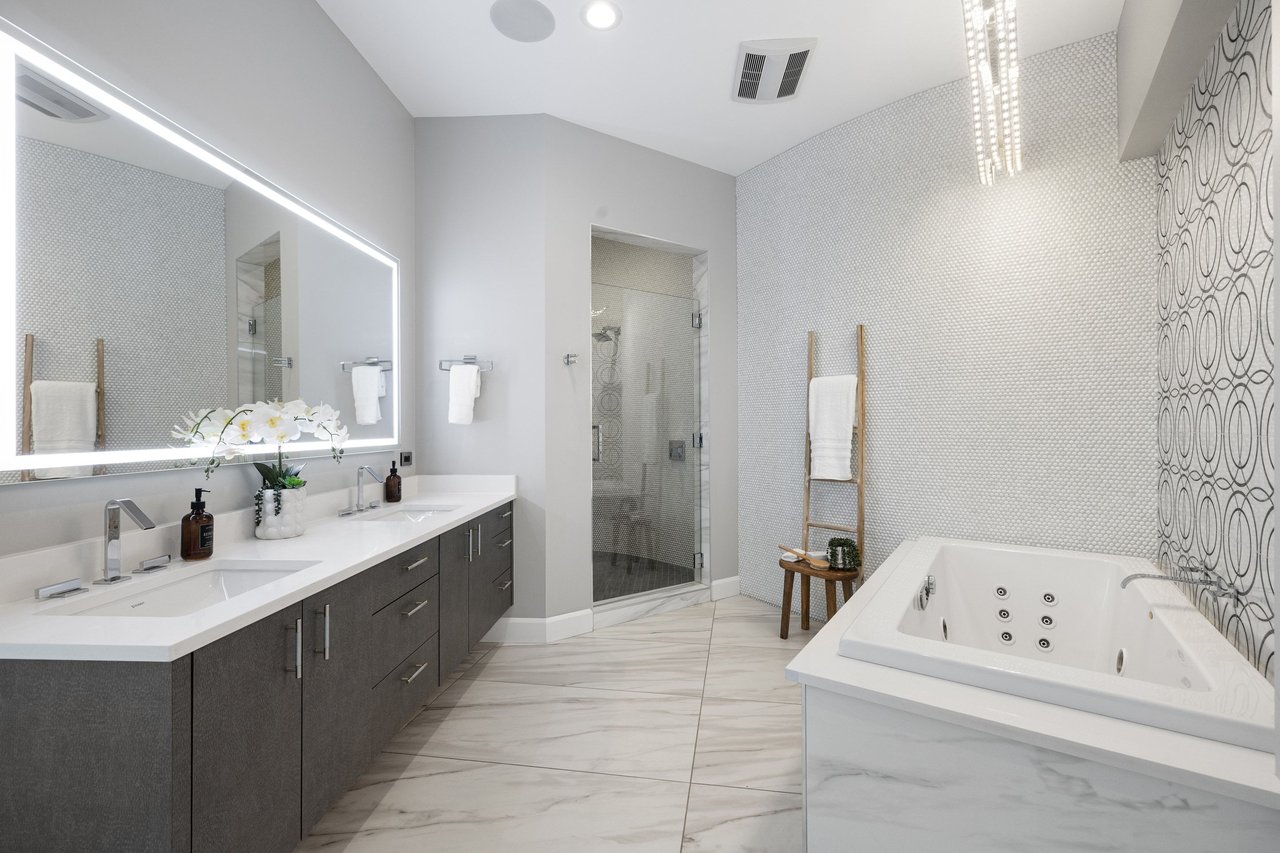 402 Lighthouse Drive