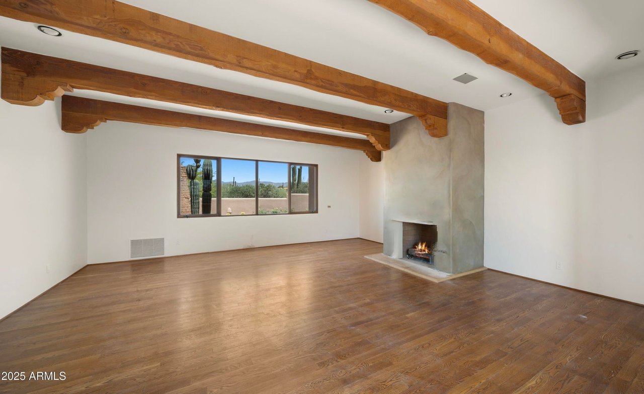 2304 FOX TAIL Trail