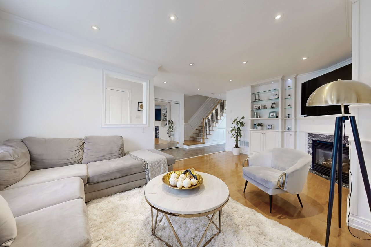 321 Davos Road