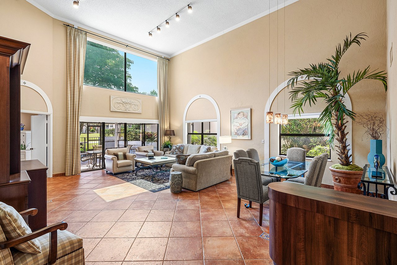 5068 Via De Amalfi Drive