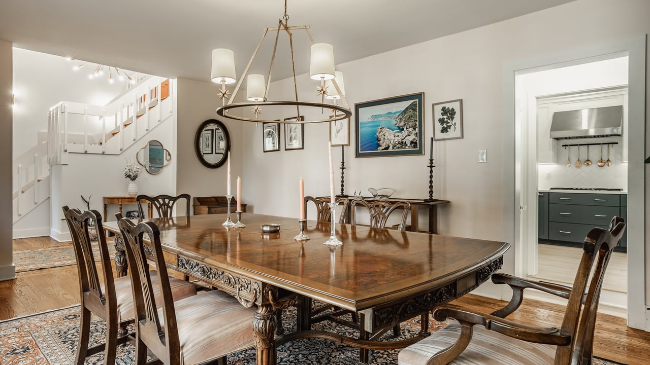 8045 Broadway Street