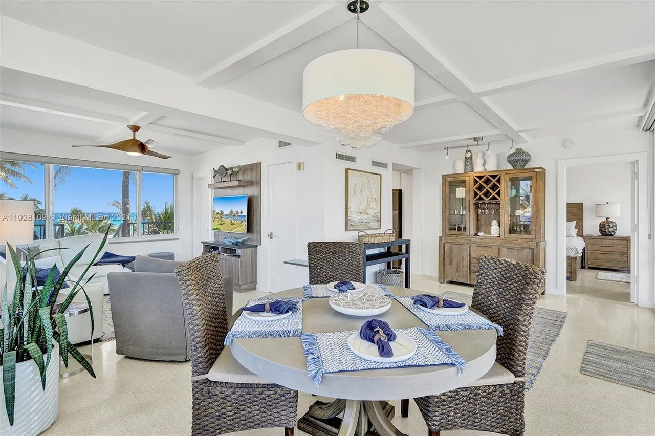 1221 Hillsboro Mile APT 17C