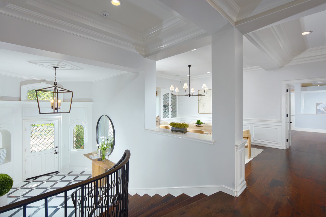 2 Royal Saint George Road