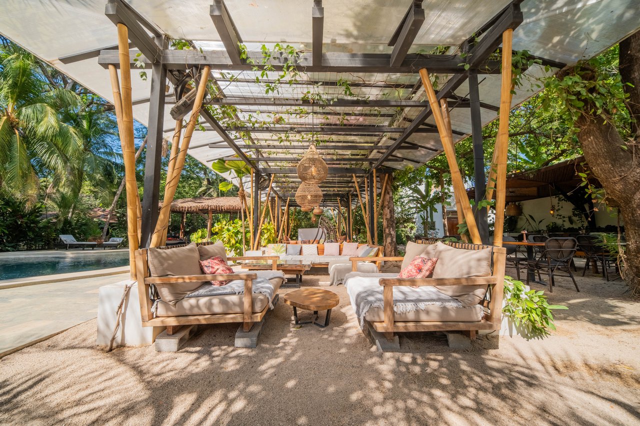 Hotel Curiol | Turnkey Boutique Jungle Hotel with Restaurant & Bar in Potrero