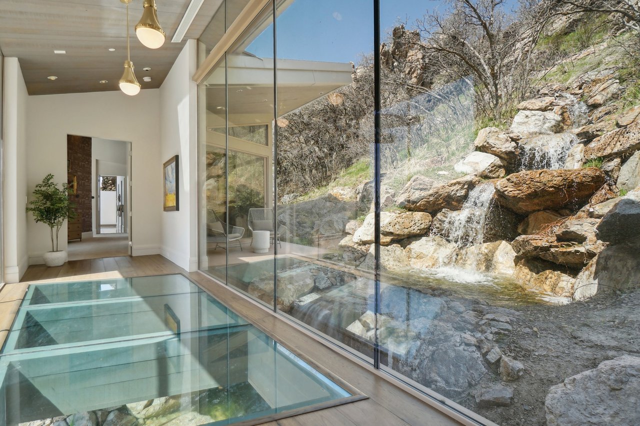 4141 E Canyon Estate Dr