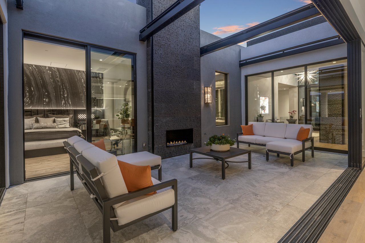 6914 E Cactus Wren Road