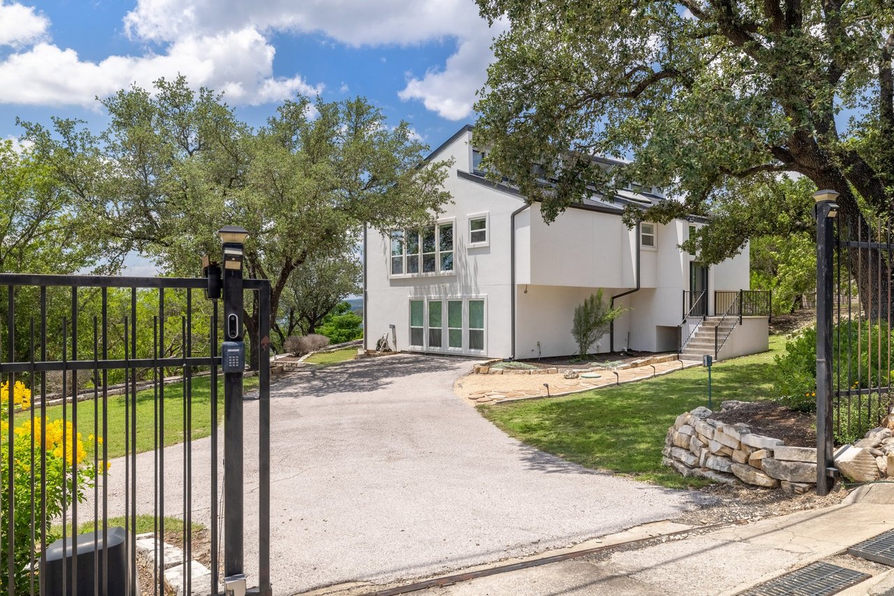 7206 Comanche Trail