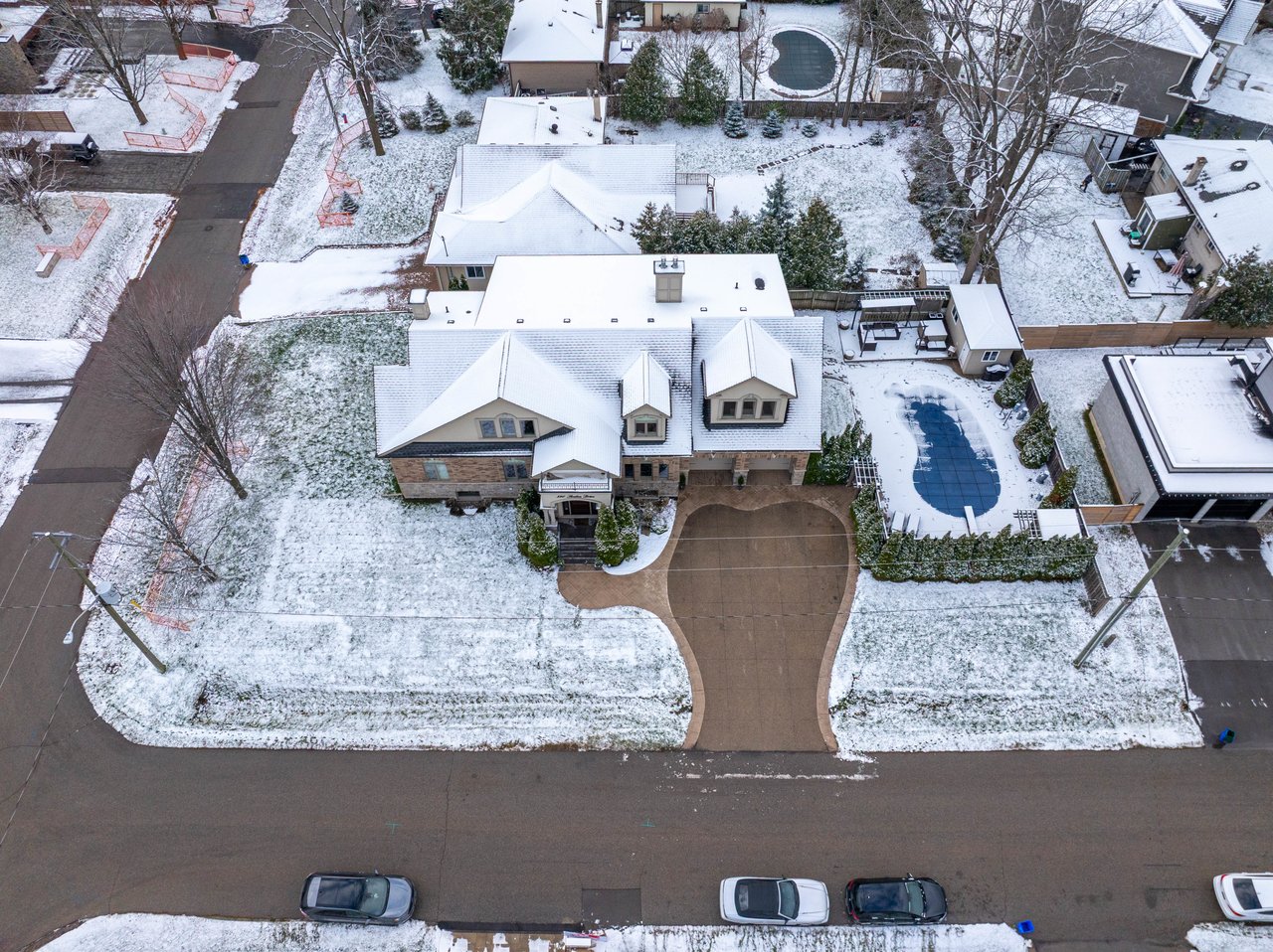 390 Seaton Drive, Oakville