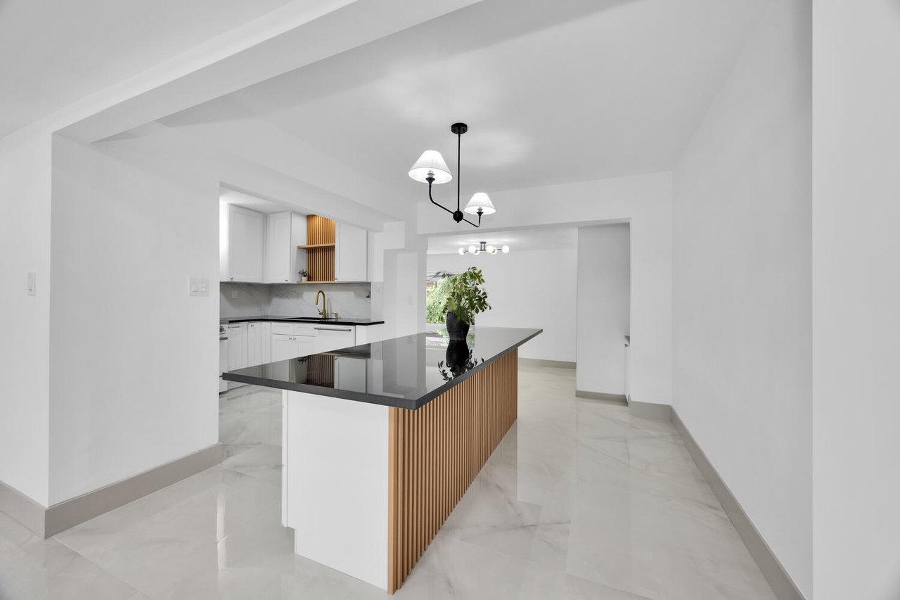 Fully Renovated 4-Bedroom Home Minutes from Coral Gables