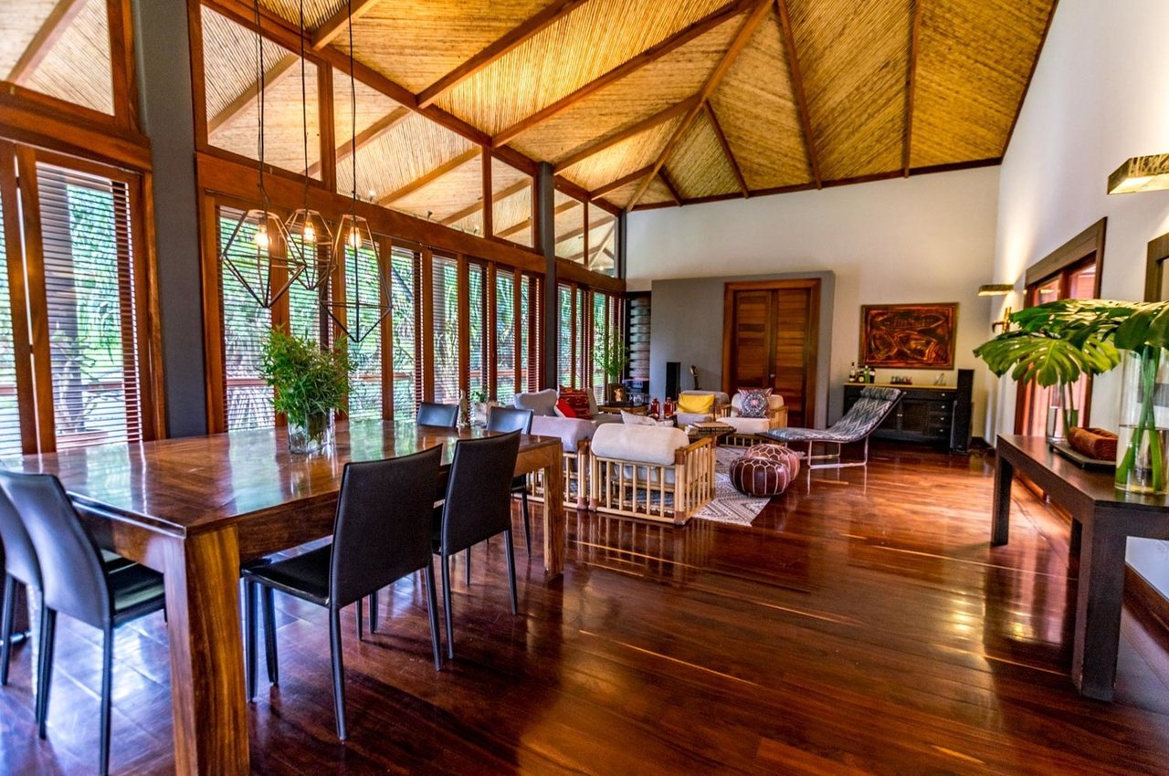 Tropical Gem In Villa Real