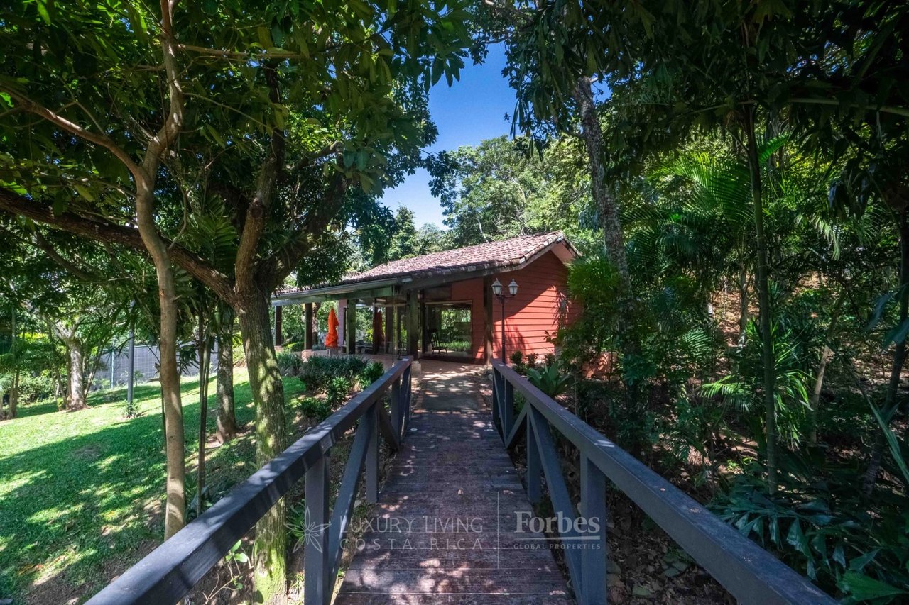 19759 - Architectural Hacienda Style Luxury Villa inTranquil Natural Oasis