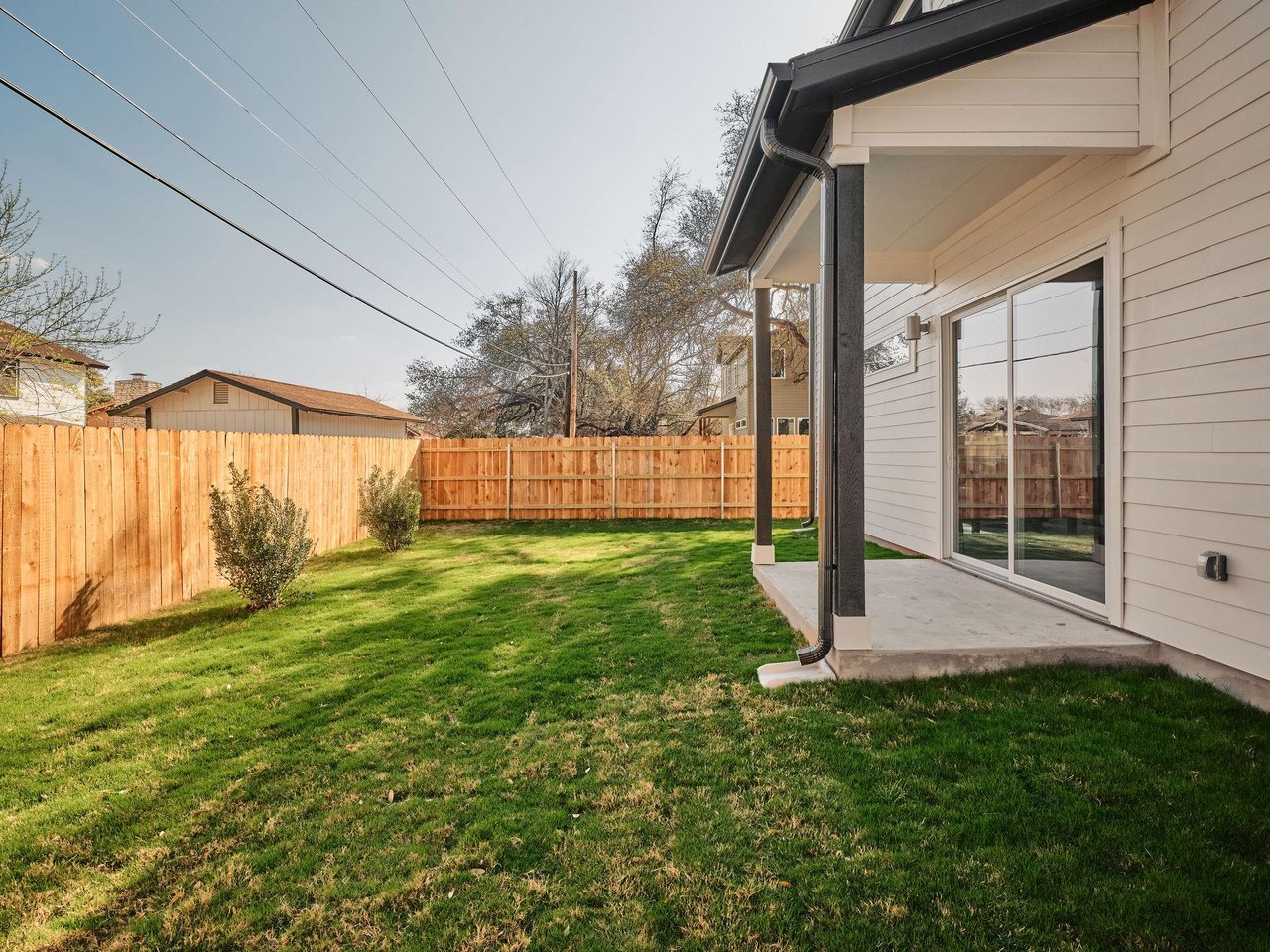 6407 Bradsher #C