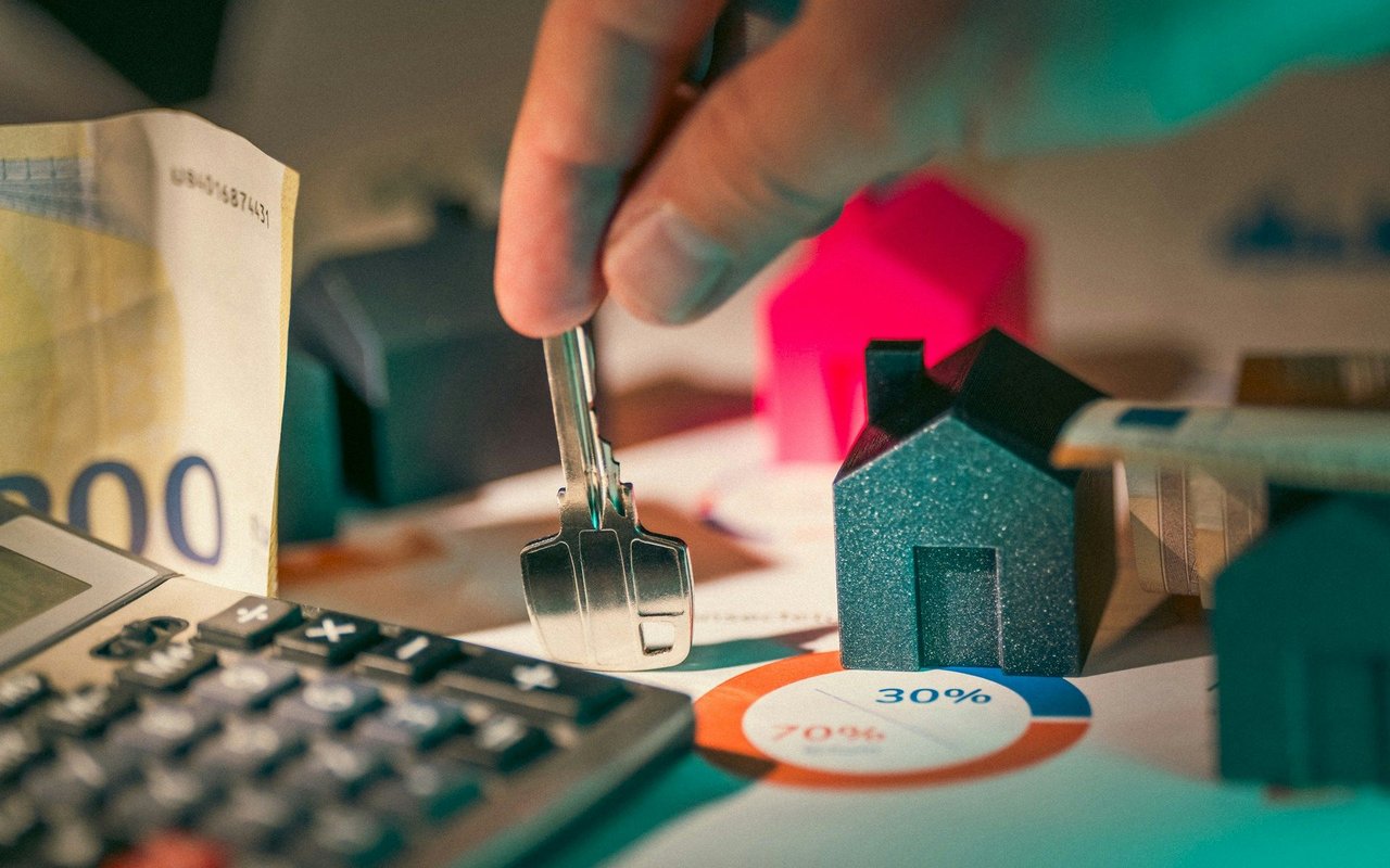 Pros and Cons of A Firm Offer with No Conditions