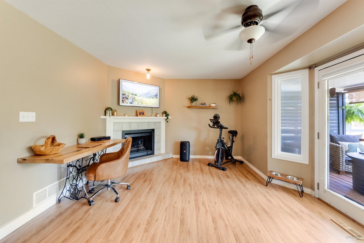 5856 Glendale Drive
