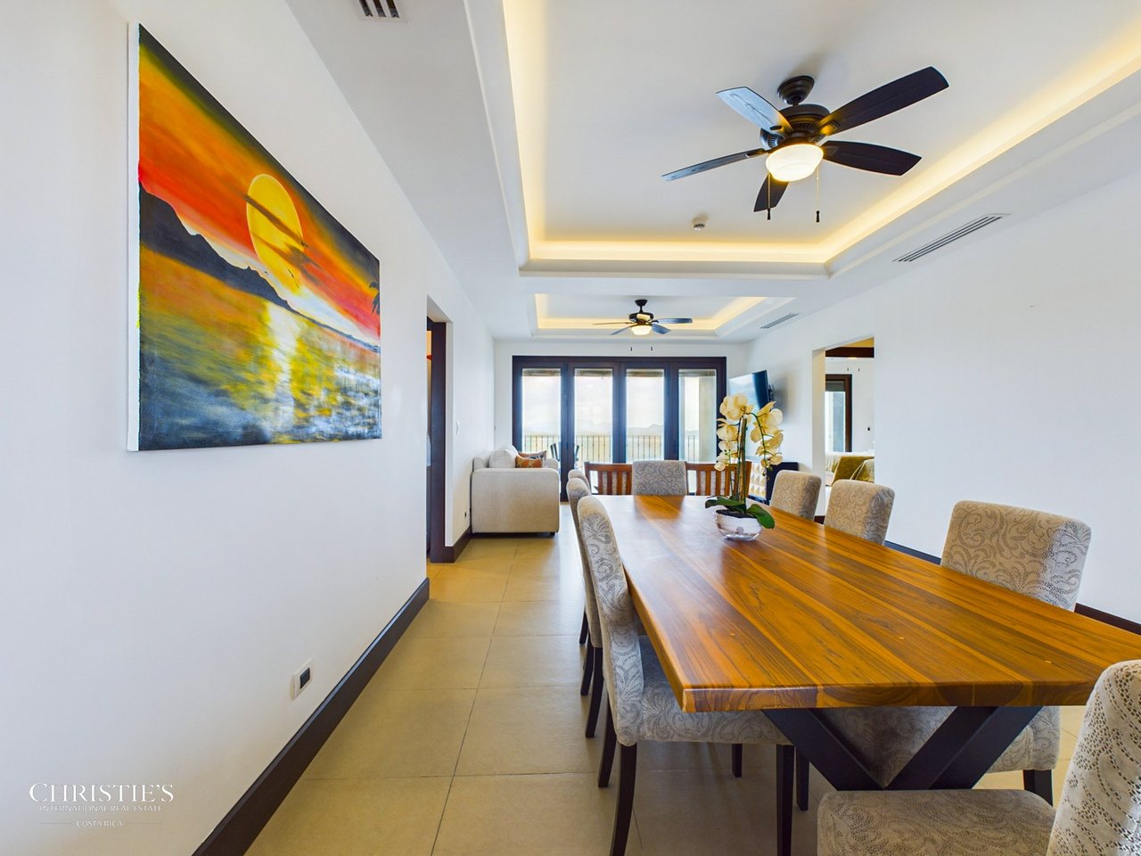 360 - 310 Splendor Penthouse