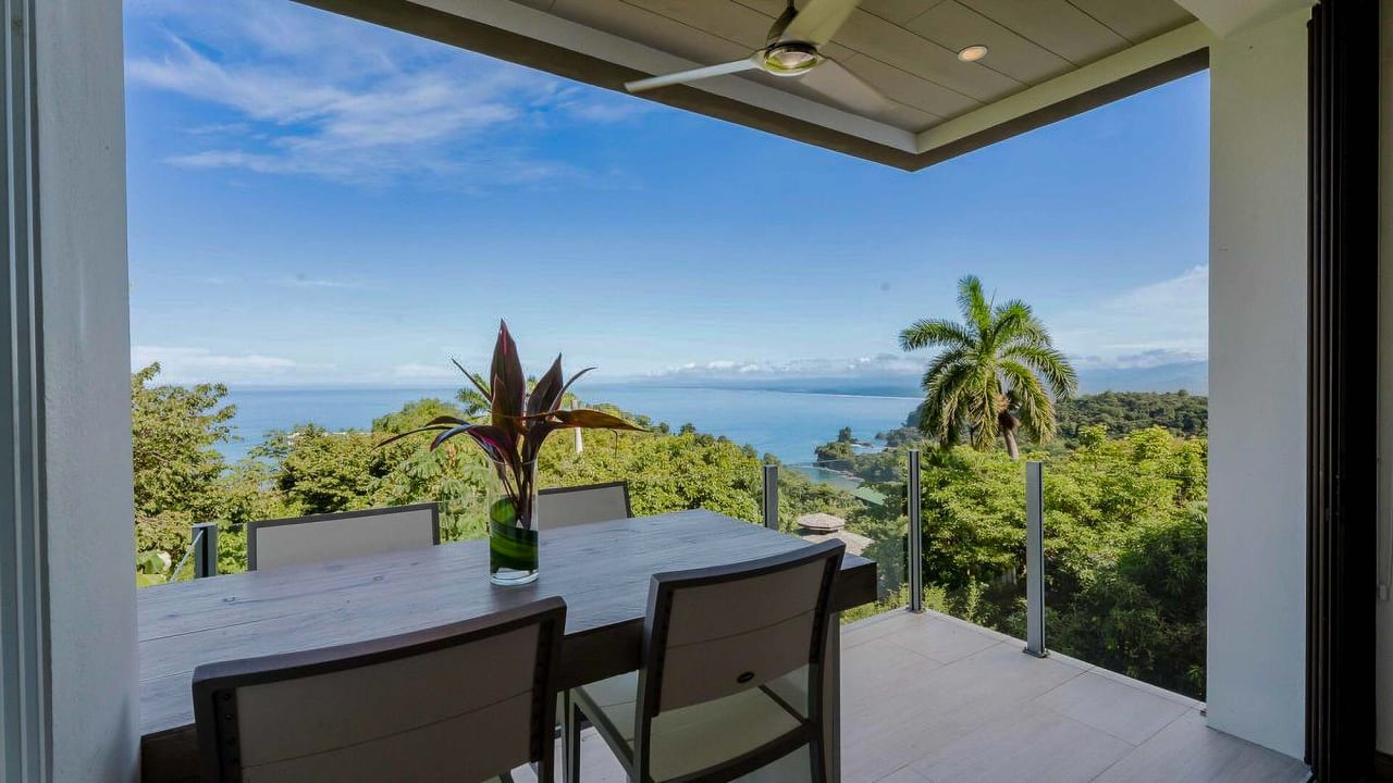 Mirazul, Hill Top Luxury Estate
