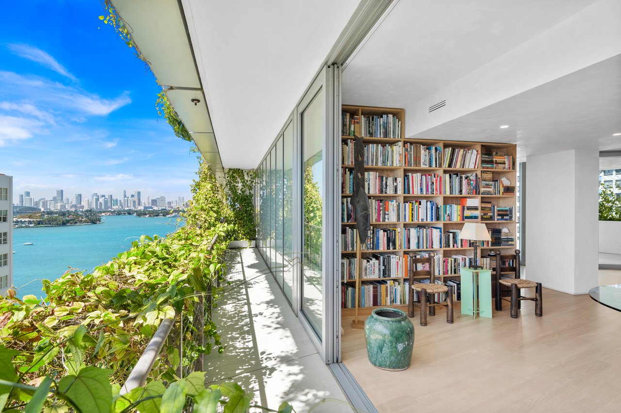 Monad Terrace 11E