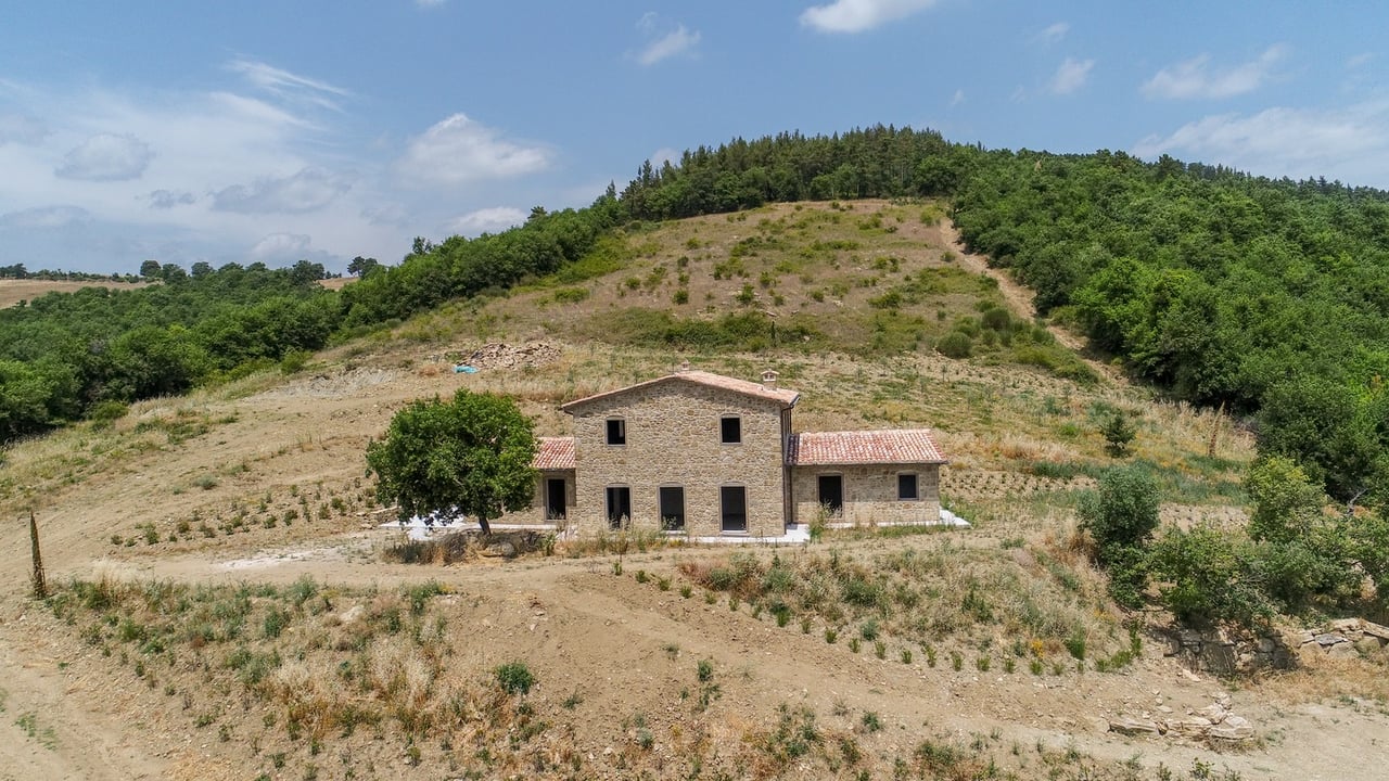 Incredible Home With Panoramic View Of The Nestore Valley