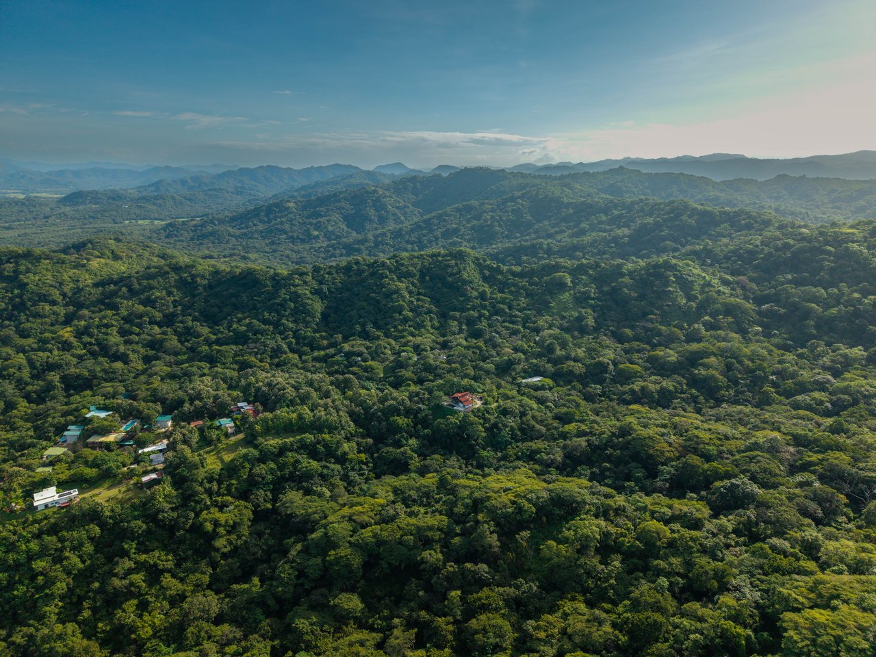 Mikado Natural Lodge | Turnkey Eco Lodge with Ocean Views & Expansion Potential in Guanacaste
