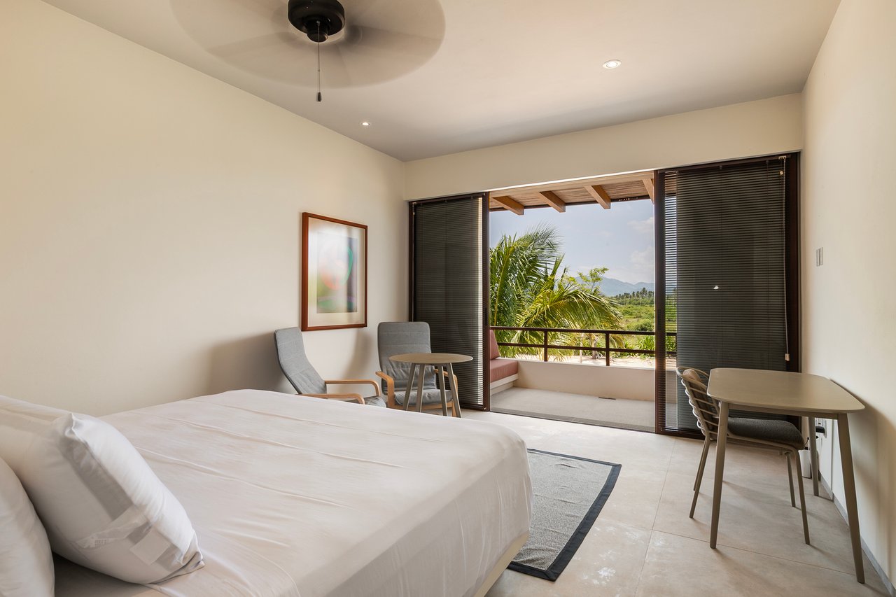 Marea Beachfront Casa VR6