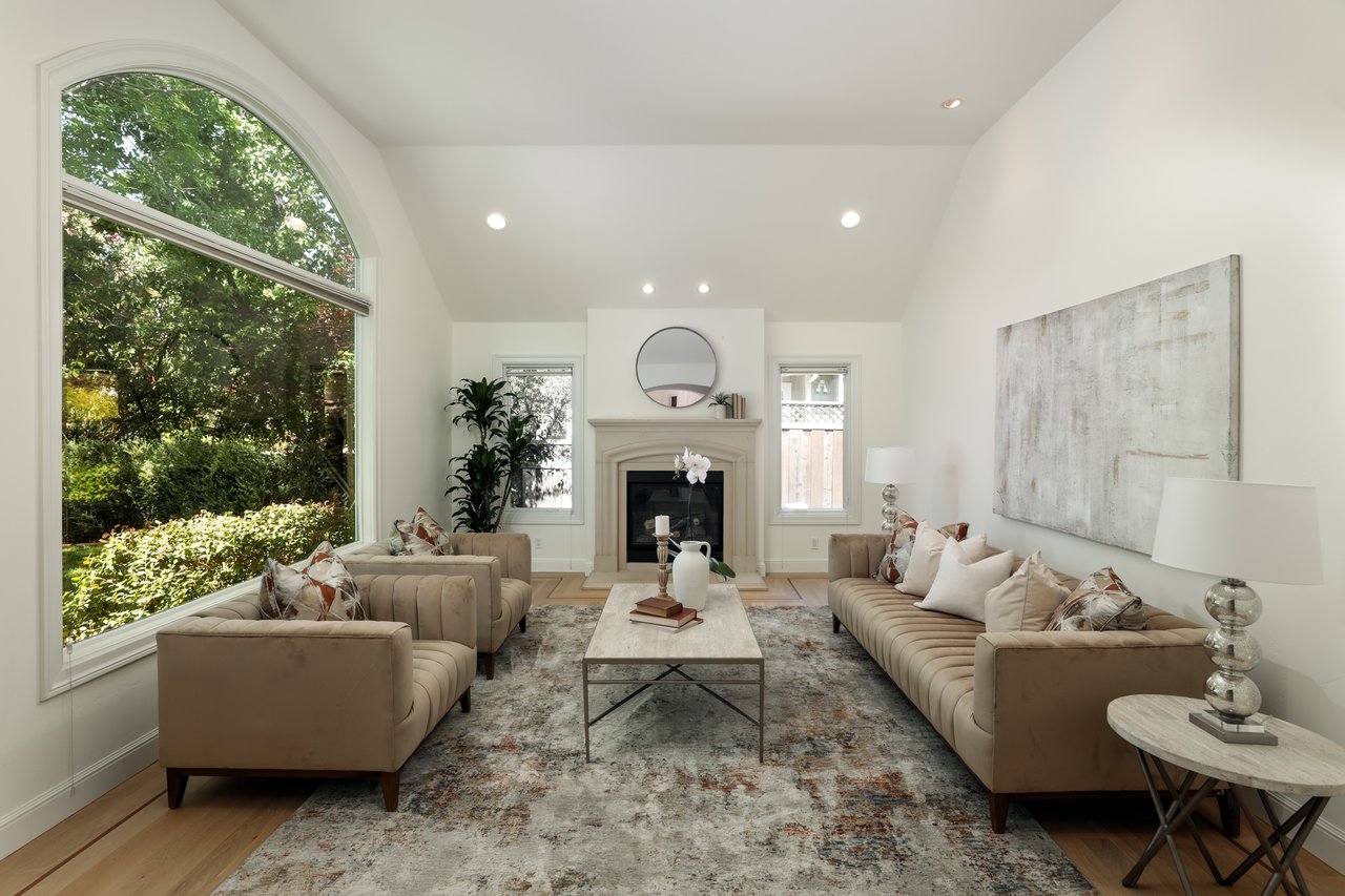 Living Room in 521 Alicia Way Los Altos CA