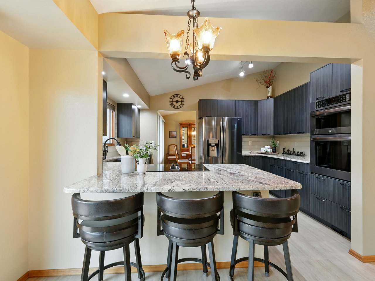 440 Torrey Pines Way