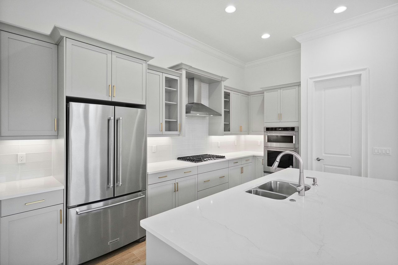 4226 Lucaya Pointe Wy